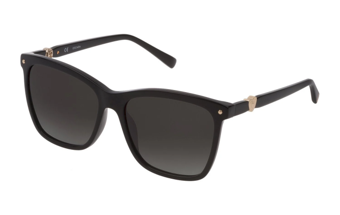 ESCADA B06